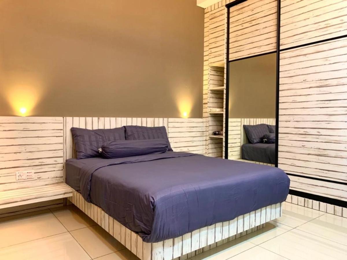 Apartment Atlantis - Kota Laksamana -- Pool View -- 2- 6 Pax *